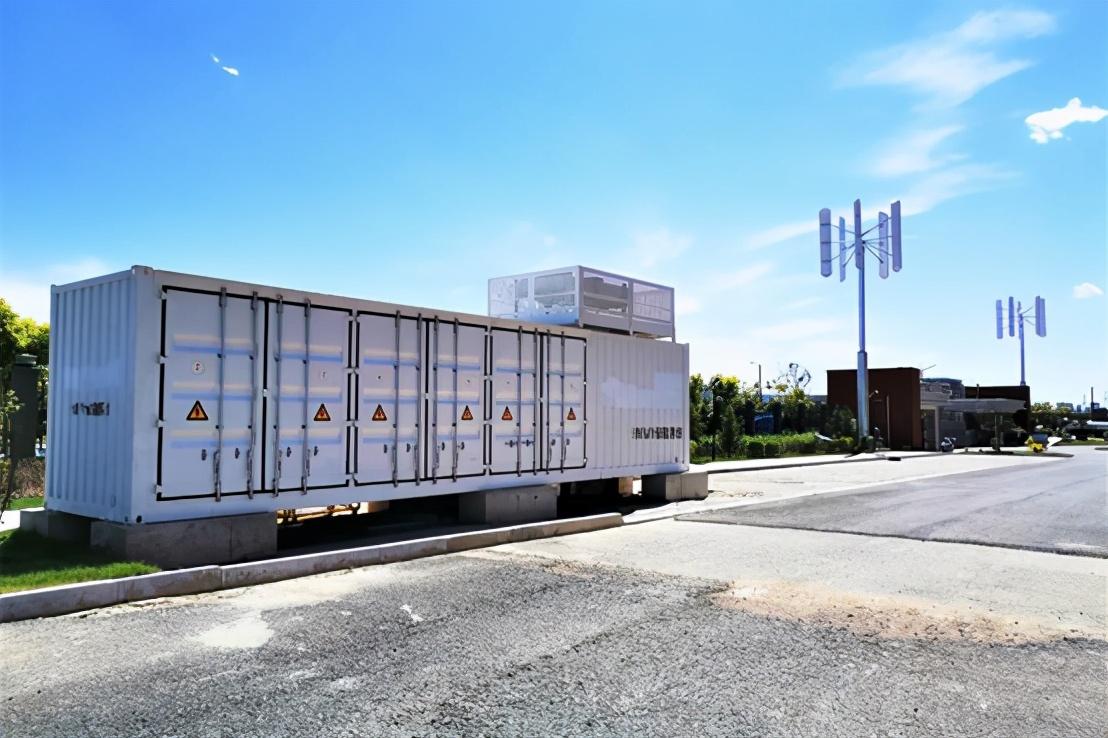 适合的应用模式:银隆钛酸锂集装箱式储能系统助力中科院智慧能源平台