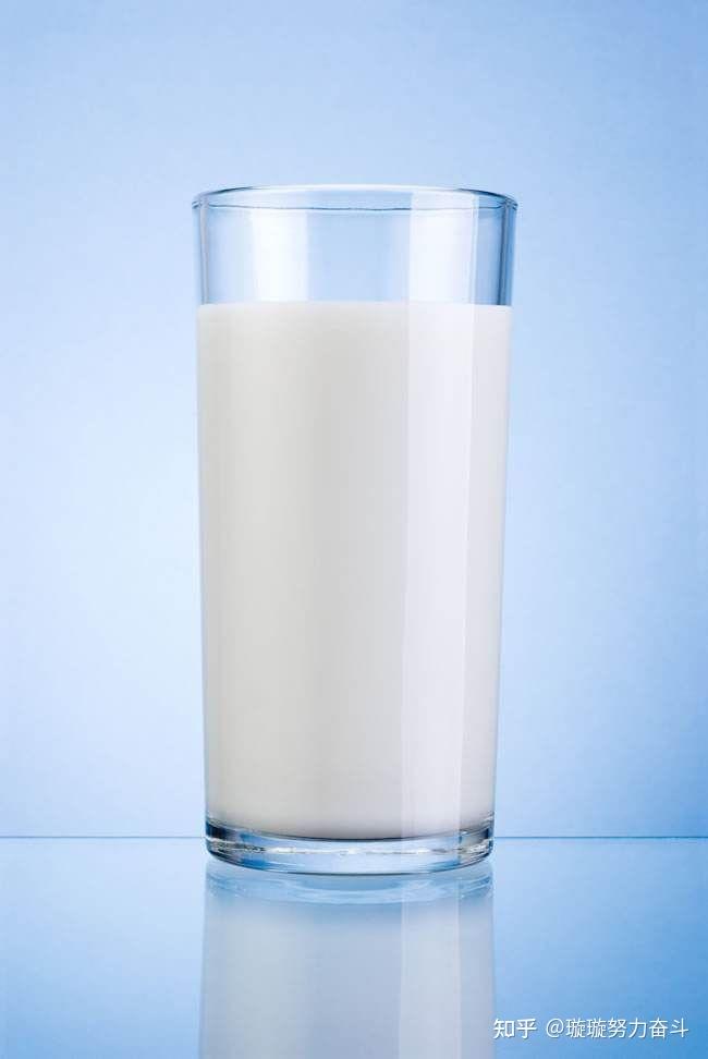 经常喝牛奶真能美白