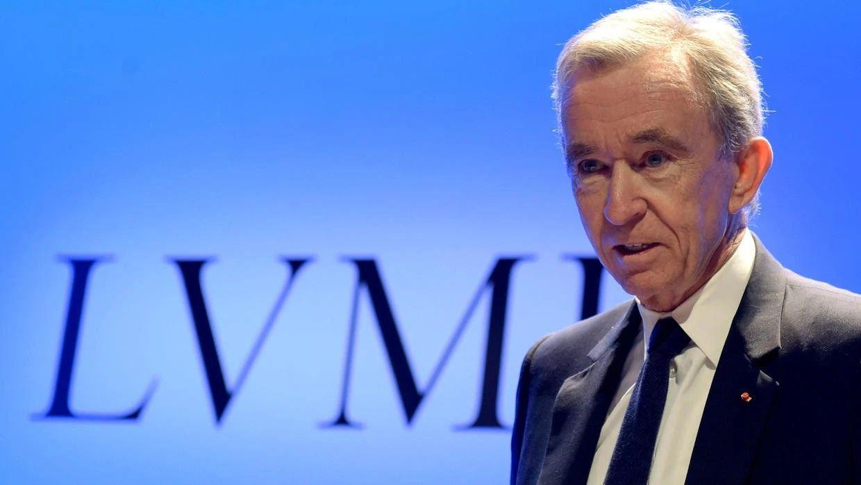 一天蒸发350亿元，LVMH董事长失去全球首富宝座！奢侈品牌狙击手，曾恶意收购Hermès轰动全球！ - 知乎