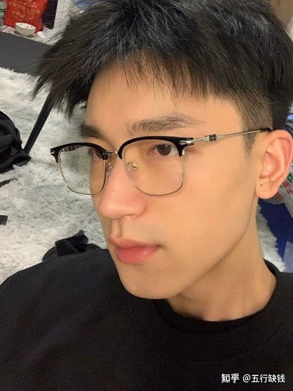 不好看的男生是如何变帅的?