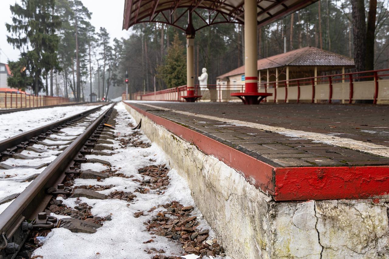 2. 导轨卸载技巧