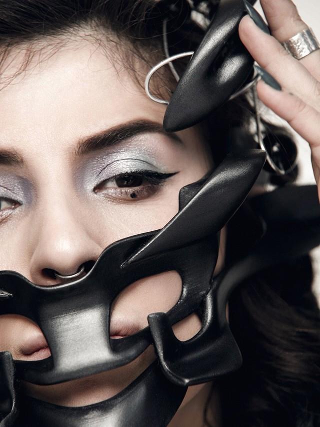 人类给自己戴上了嚼子只为实现意念控制