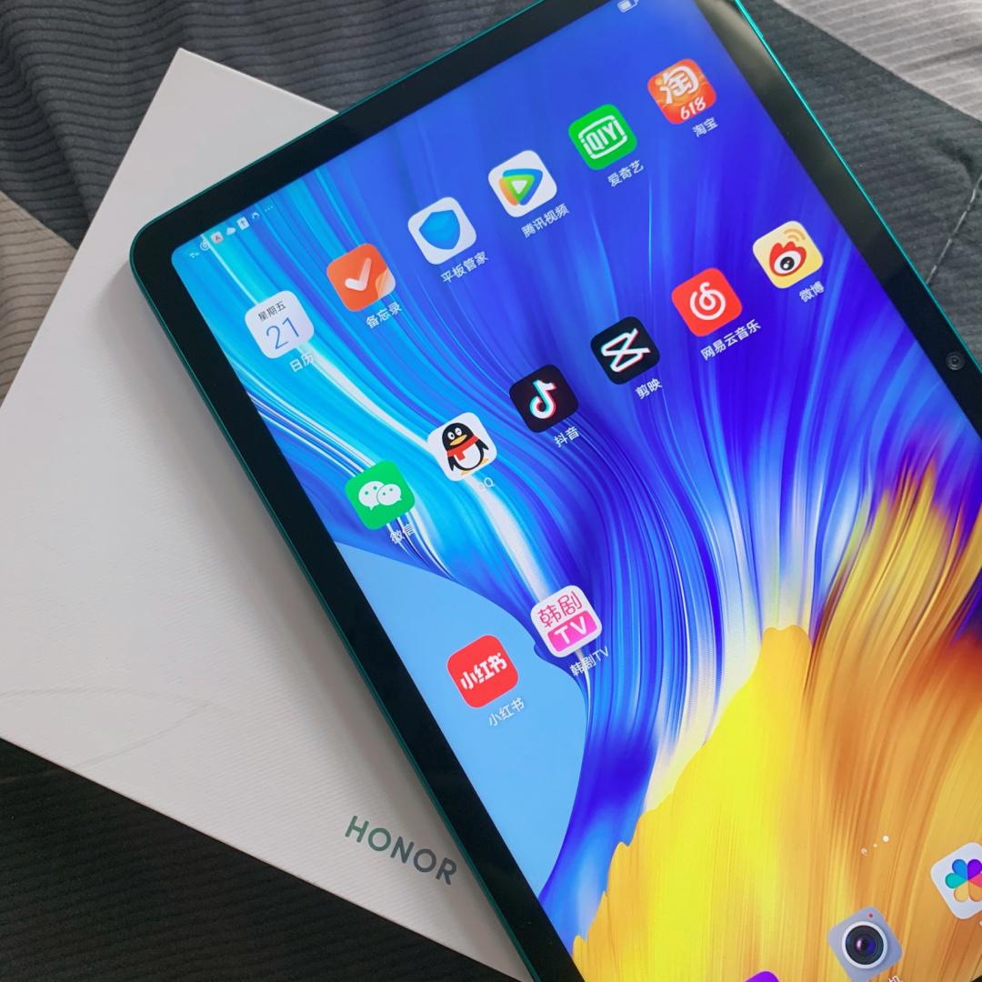 荣耀平板v6和华为matepad10.8这两款平板你更看好哪个,哪个更值得买?