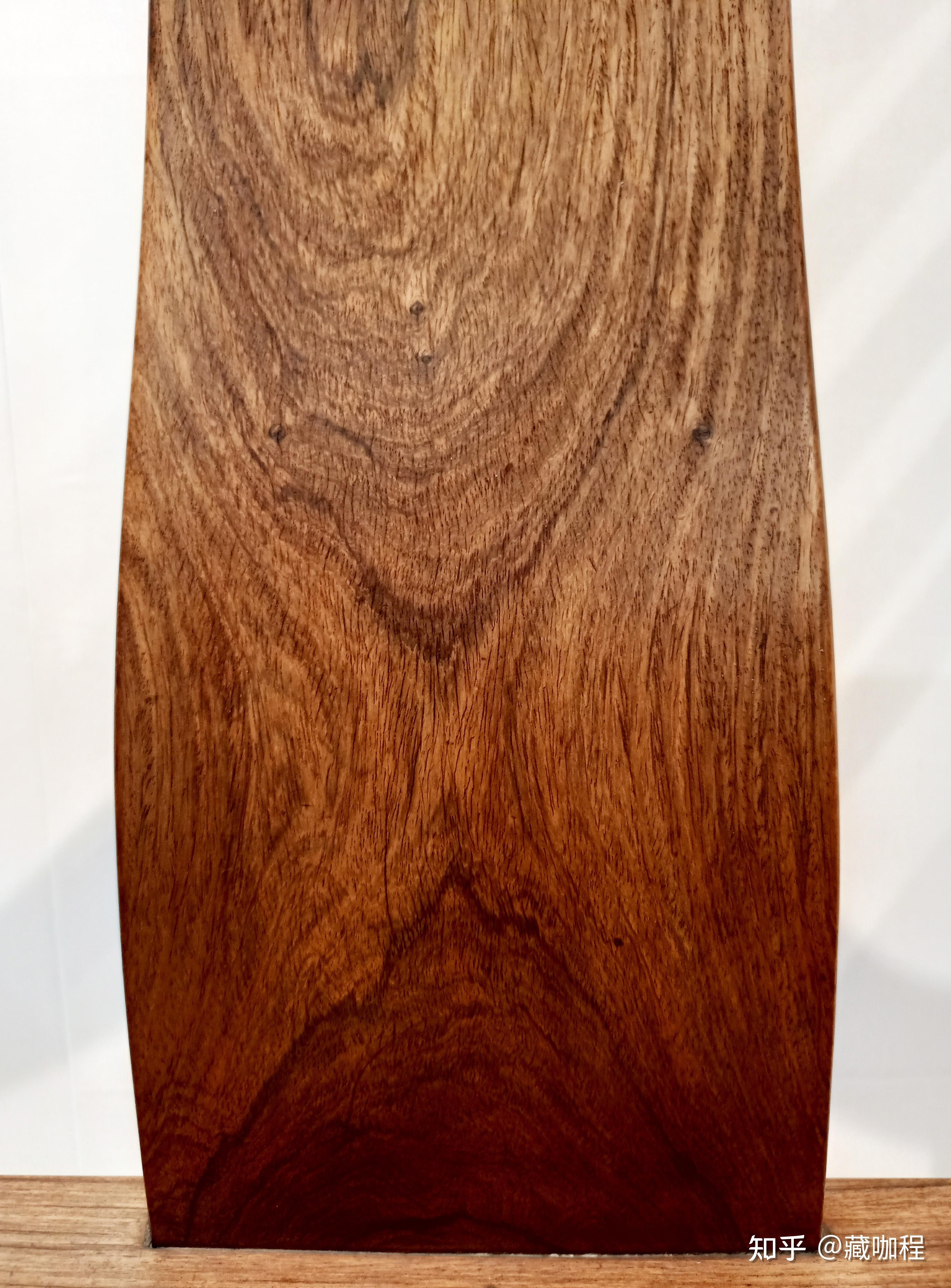 讲究体现在细节,黄花梨四出头椅356万成交