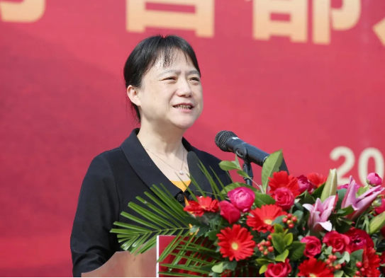 梅州市政府张晨副市长发言▲东山中学客都人家分校动工仪式现场