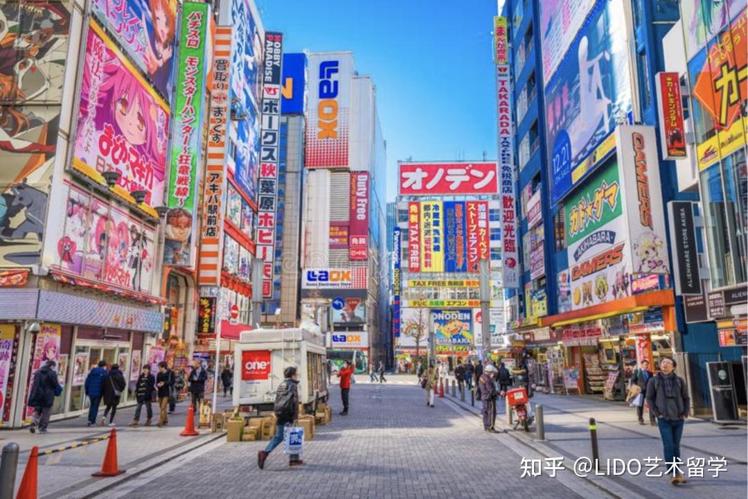 动漫专业的就业前景目前为止,日本的动漫产业占据世界65%的市场份额.