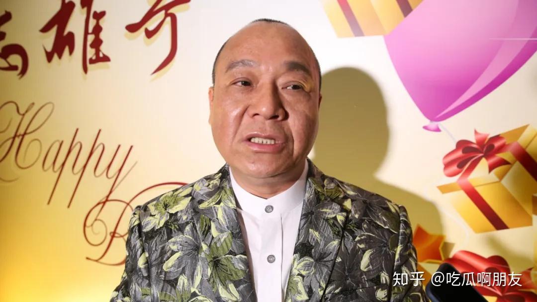 香港四大猛人合体56岁鬼王雷宇扬发福罕有现身