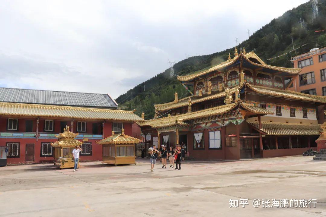 进入四川松潘县境内，有一座一千多年的古寺庙，叫“川主寺” - 知乎