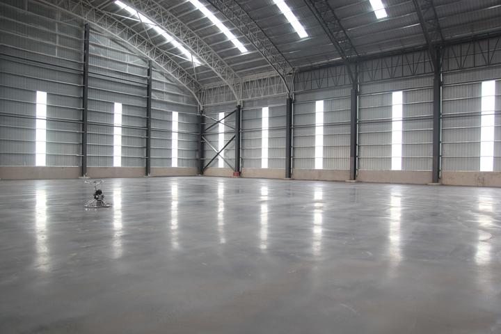 金刚砂耐磨地坪需要知道的知识