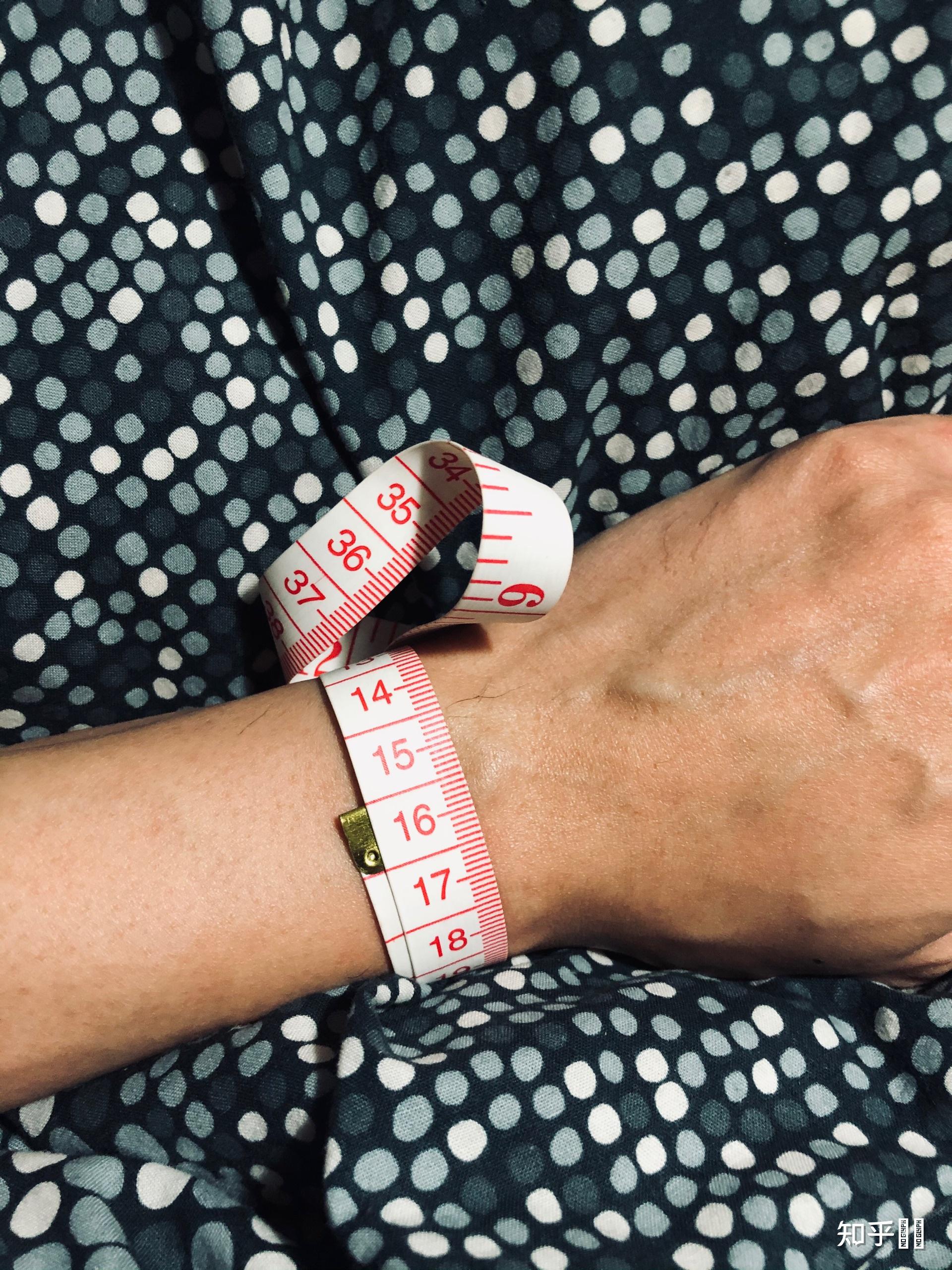 预算3000内 手腕小(15cm) 想入手适合男生的手表?有推荐的吗? - 知乎