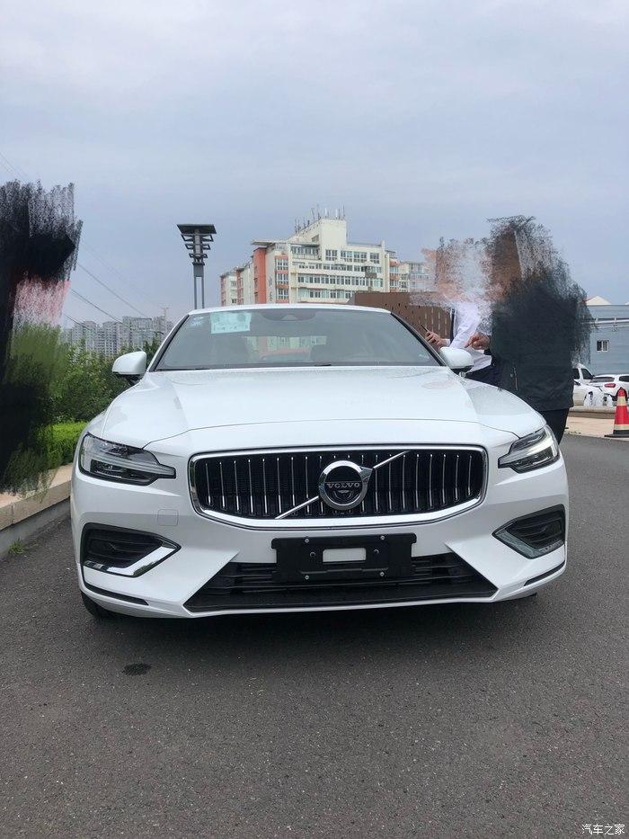 90后迟到的全新沃尔沃s60t4智远提车使用体验分享