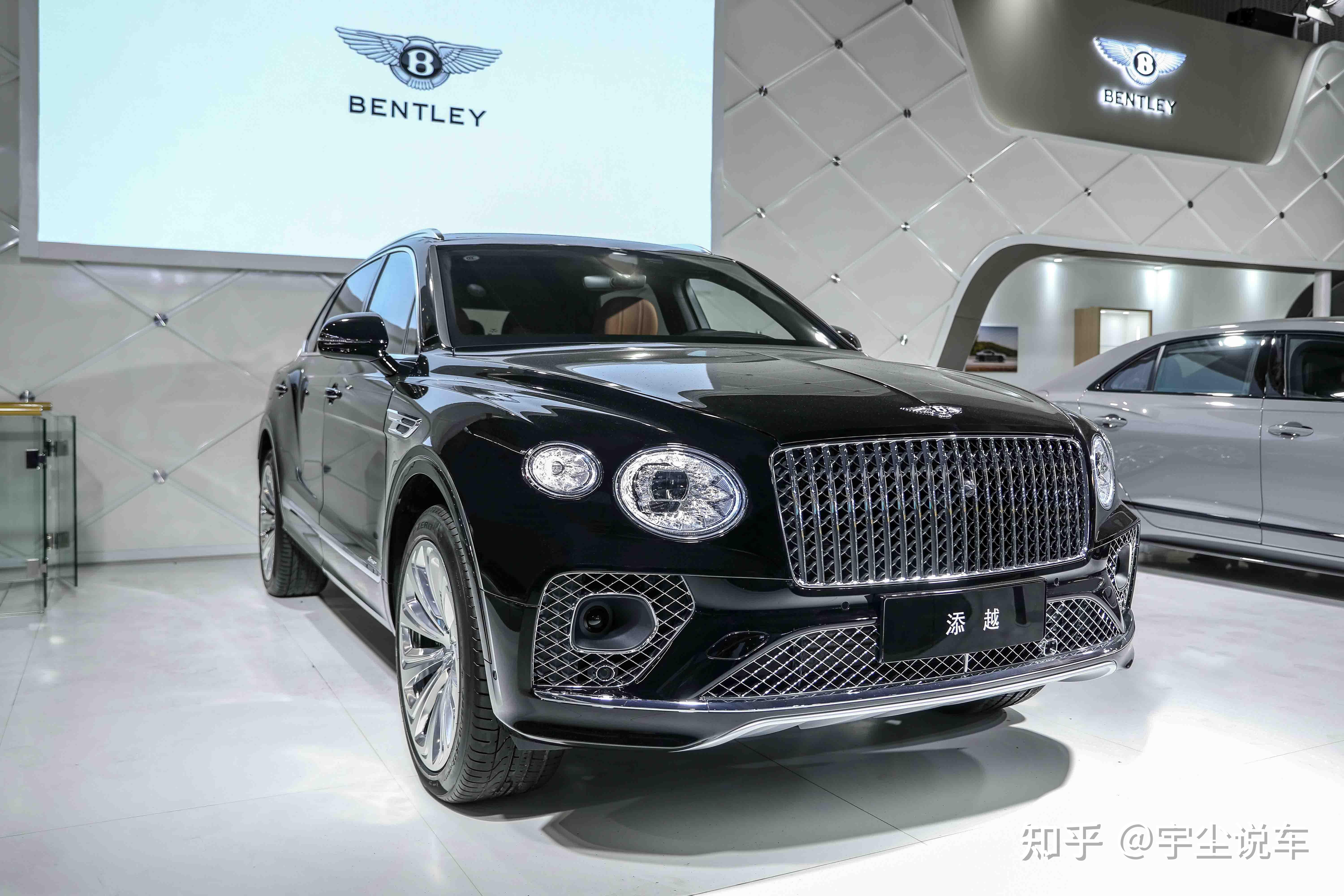 成就健康愉悦出行的巅峰之作作为宾利汽车超豪华suv旗舰力作,新添越长
