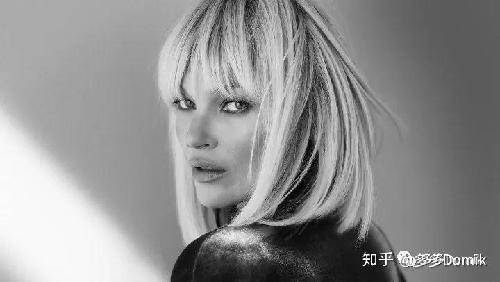 毕竟不是所有人都能像鸡毛姐那样,能在high fashion领域里如鱼得水数