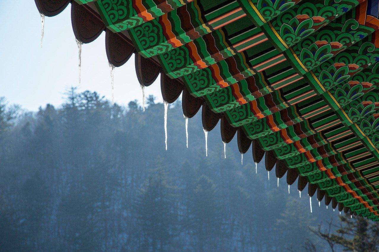 屋顶漏水快速修复