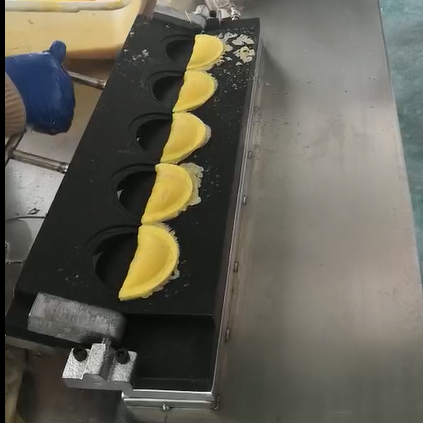 半自动小型平板式蛋饺机 摆摊神器