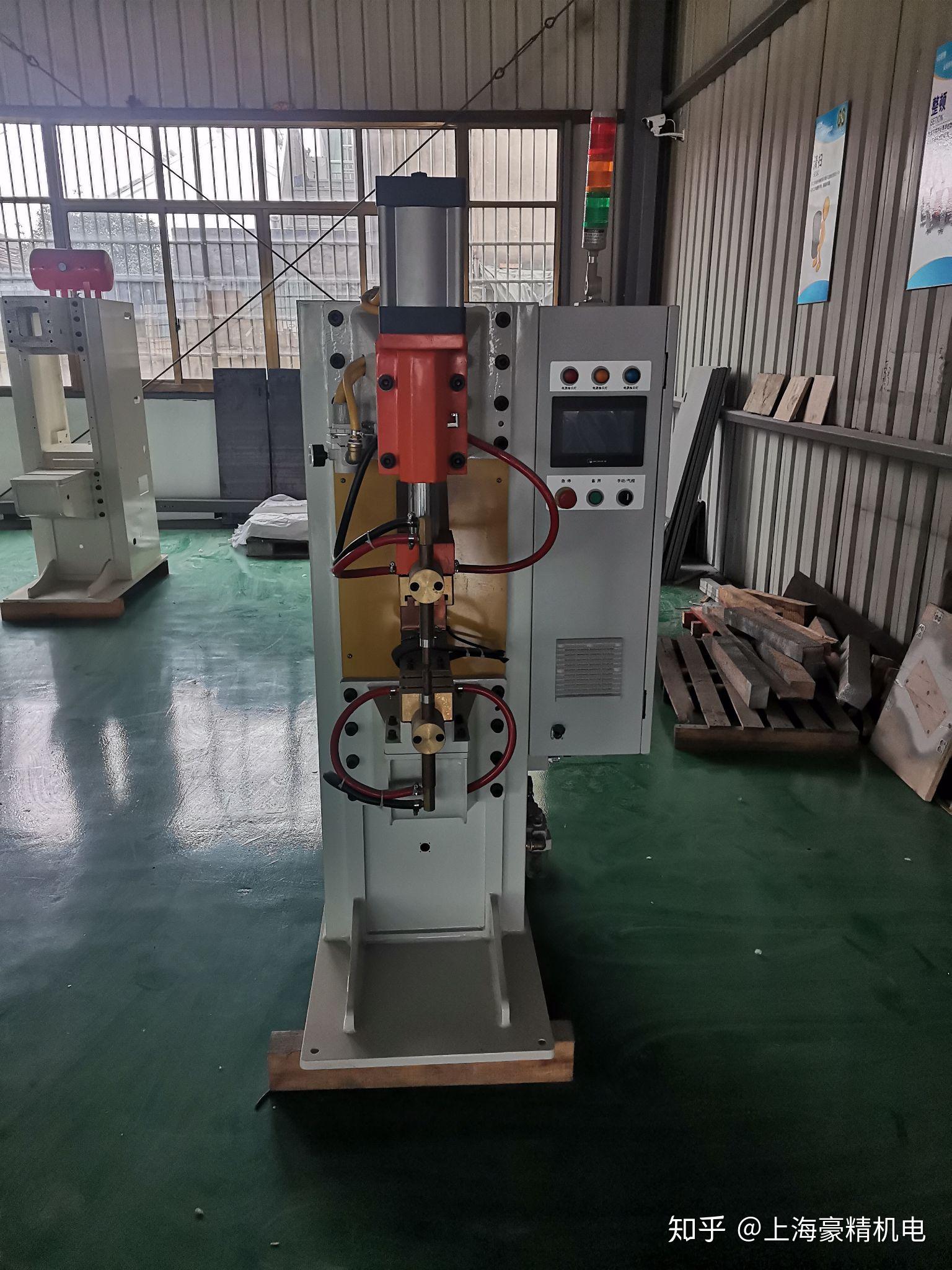 上海中频逆变点焊机参数配置与调节方法