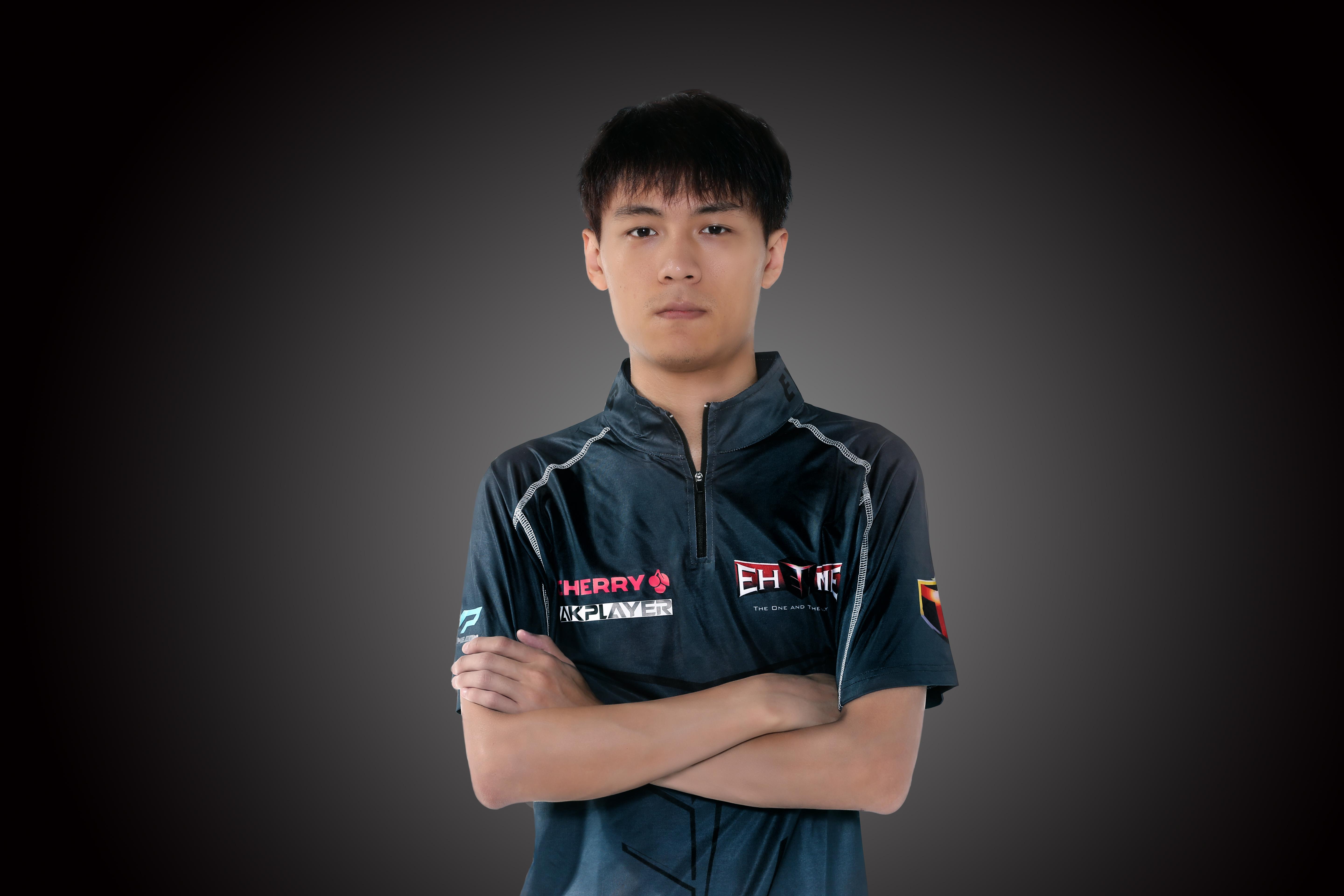 如何评价dota2职业选手sylar以及ti6之后近期的表现? 