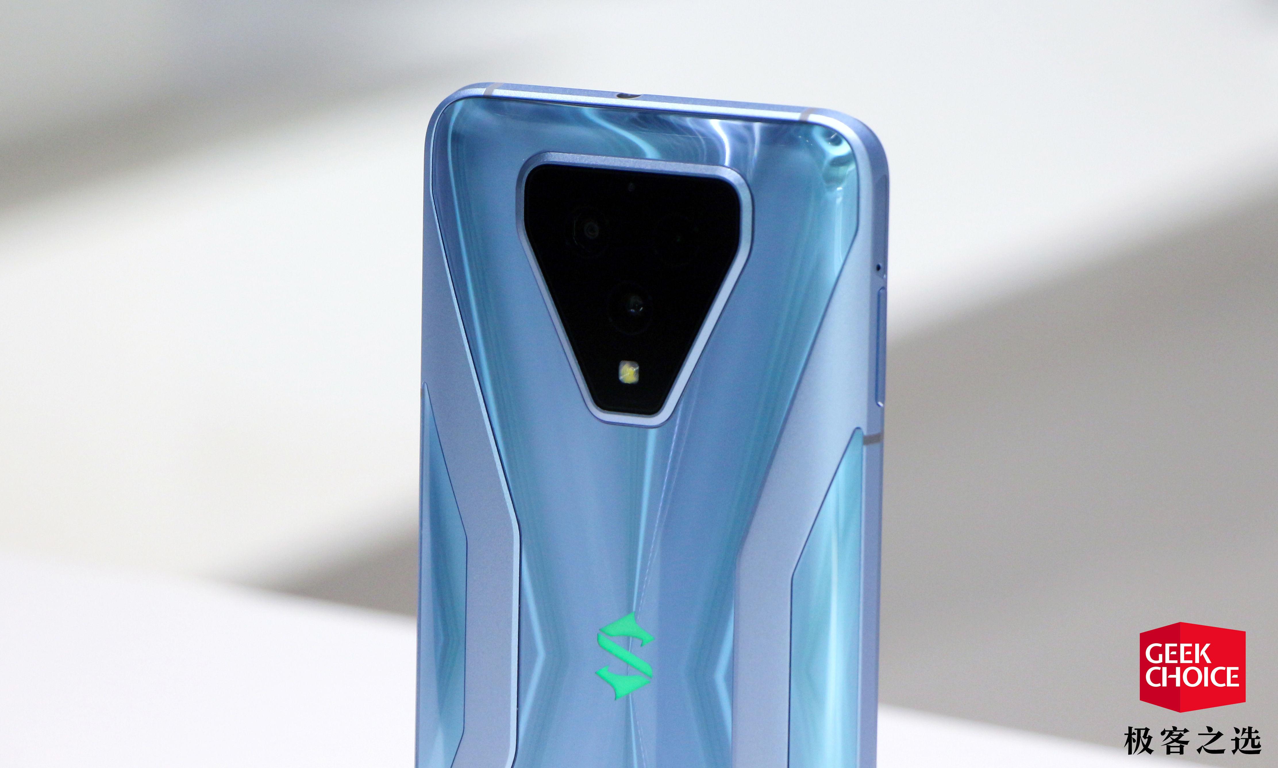 腾讯黑鲨3s给你外挂般的游戏操控体验