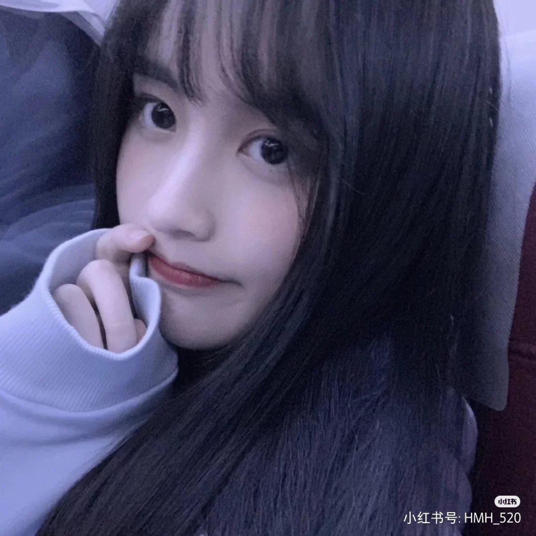 有没有看一眼就很高冷的女生头像无水印