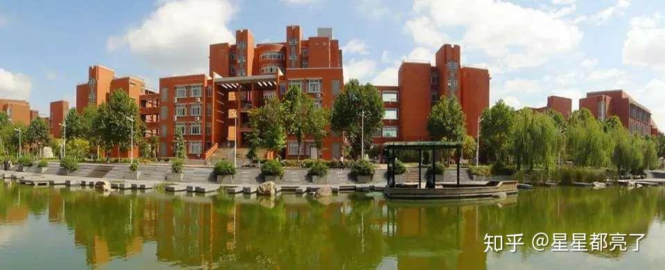 郑州大学国际学院的校园环境如何