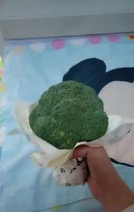 七夕老公送了我1份这样的礼物所以我不离婚了