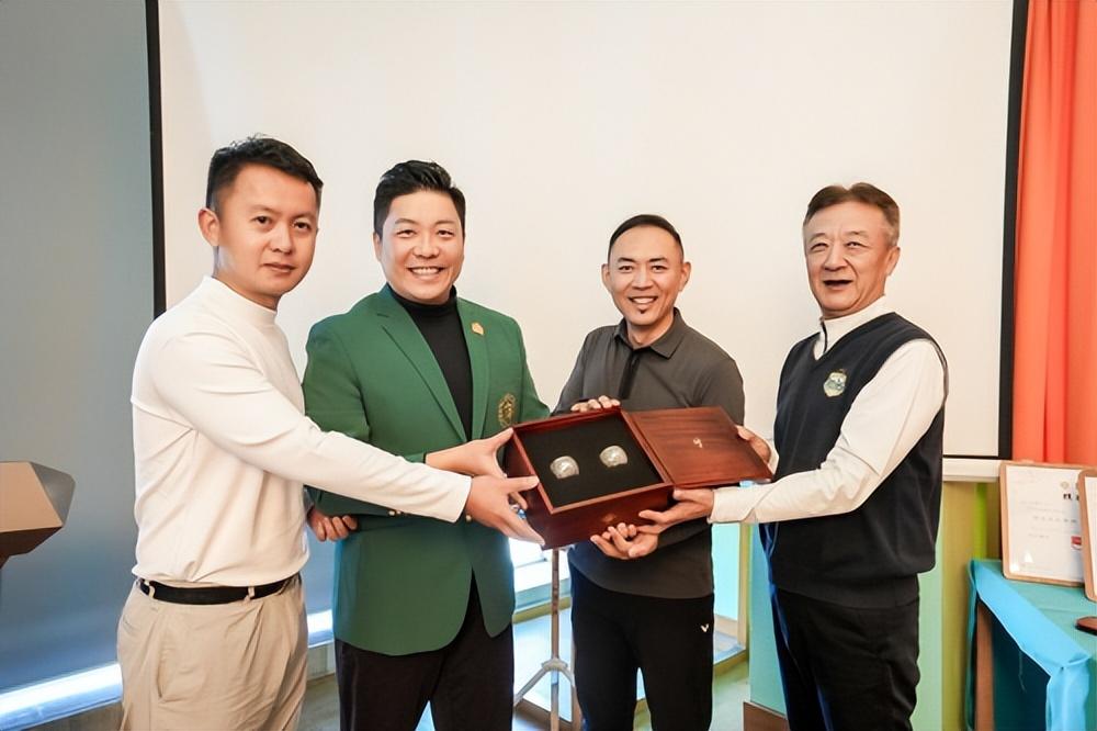 北京大学第一届燕园杯高尔夫邀请赛圆满举办