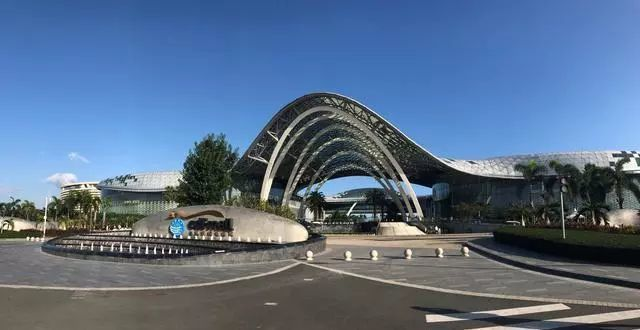 三亚旅游最全指南:三亚本地人良心建议攻略!快抄作业(美食+行程+住宿+防坑指南+建议)!!-“三亚旅游攻略”