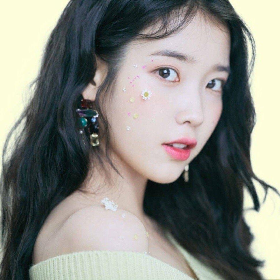 6)iu/李知恩