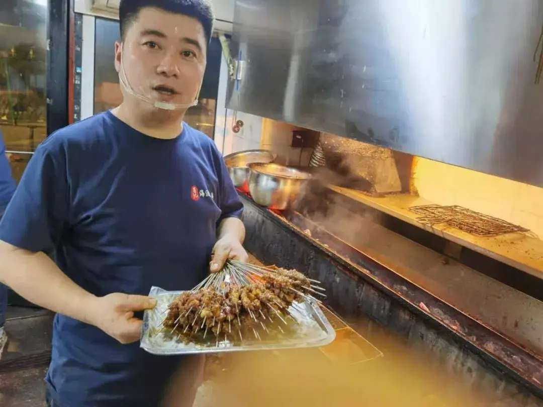 鹤岗衰落了但鹤岗人正在用烧烤征服全国