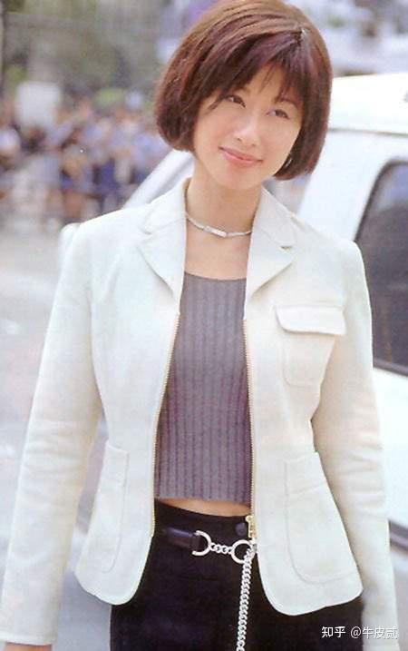 为什么叶倩文从当年叶林王陈四大天后之首变成了现在即不如王菲也不如林忆莲的地步?(叶倩文的)