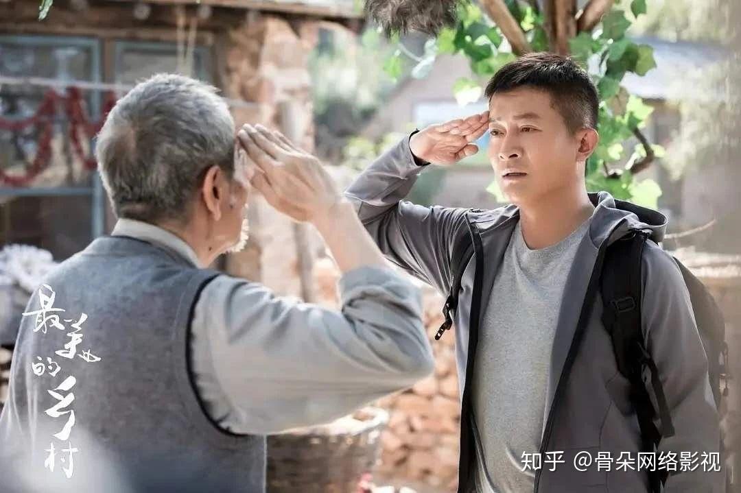 就是闹着玩的电视连续剧 v2-ed2201575dc4a3253286cef95701333c_r.jpg