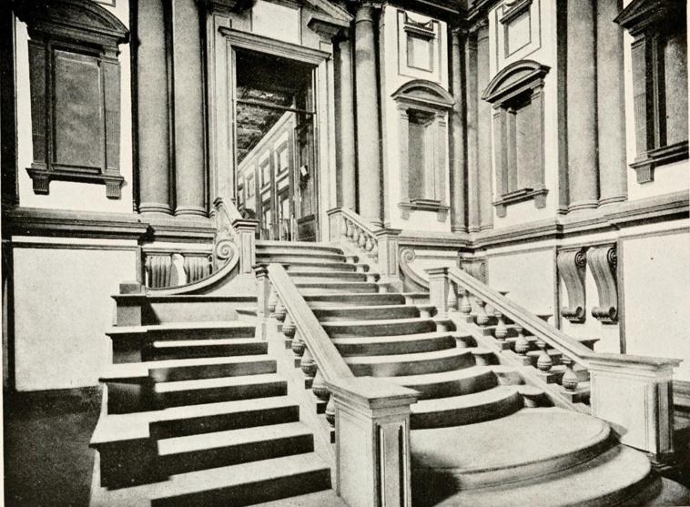 图中是米开朗基罗设计的劳伦齐阿纳图书馆台阶,注意侧面的涡卷,线条