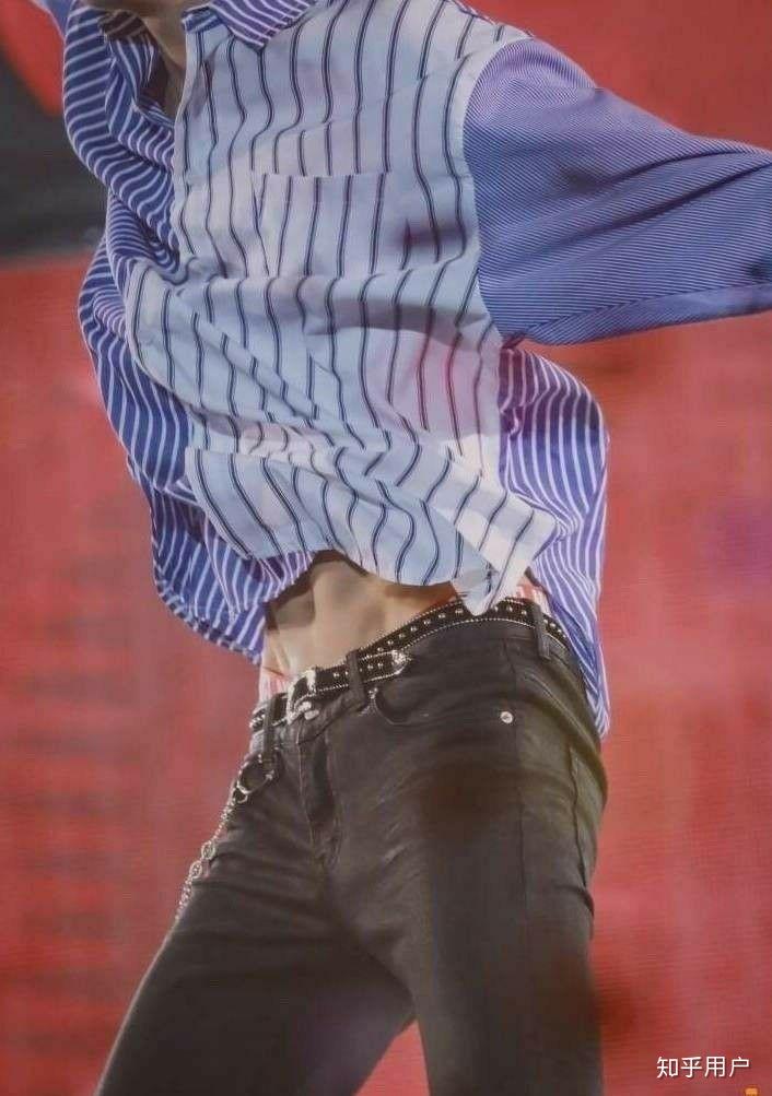 林彦俊的腹肌有多好看? - 知乎