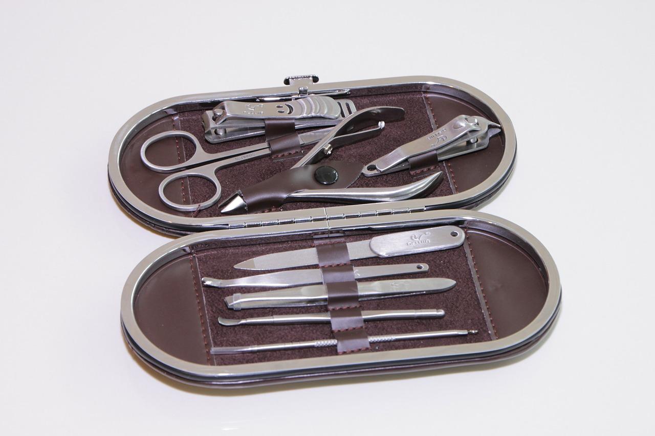 4. 盐水除锈处理