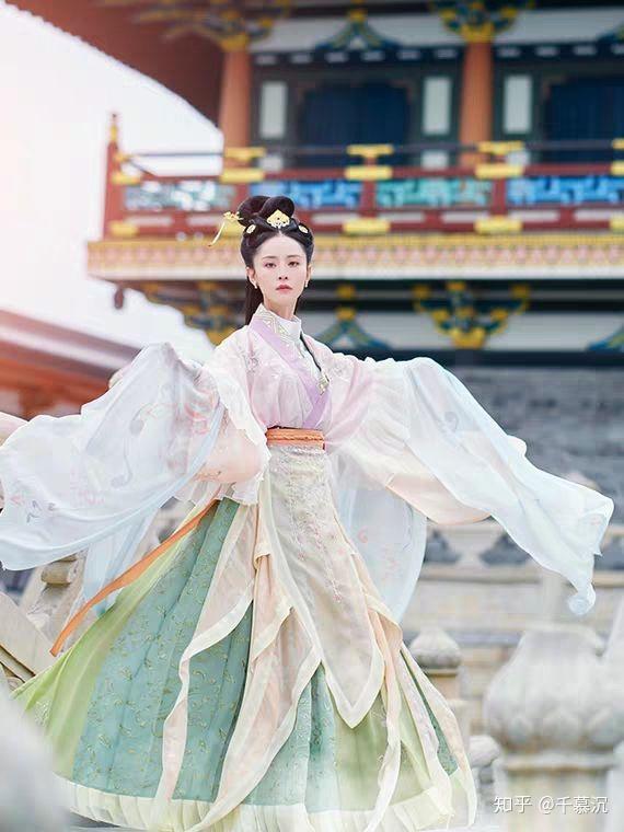 汉服中一直被忽略的袿衣