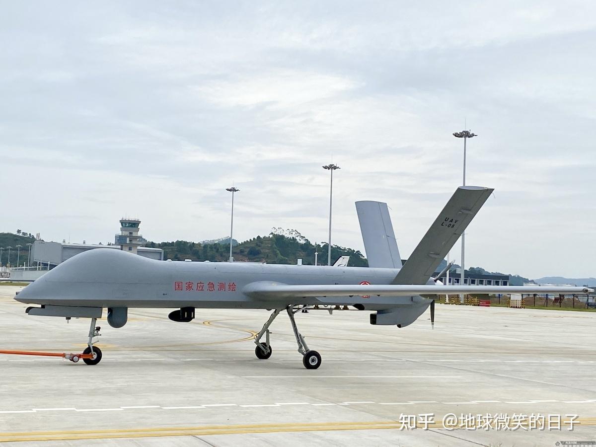 有没有中单翼飞机