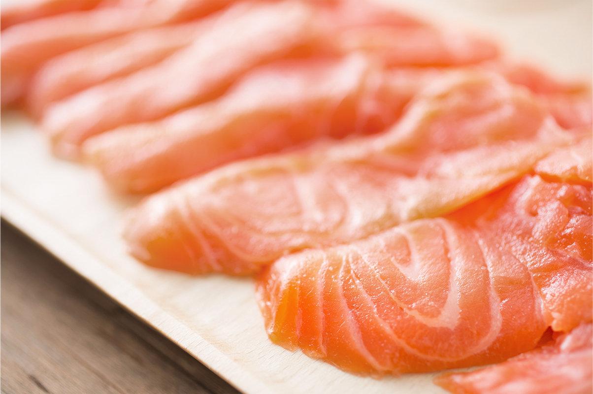 怎样做三文鱼给宝宝吃 v2-ed6145b569becbba7d02ee8e162d2f12_1440w.jpg?source=172ae18b