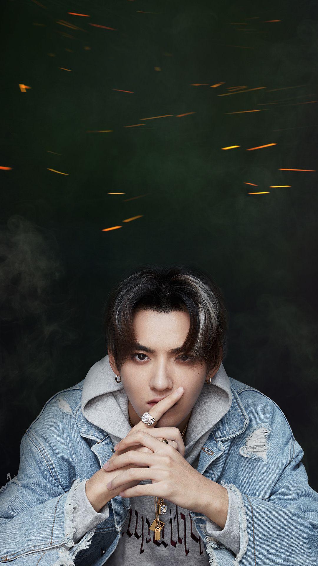 吴亦凡靠中国有嘻哈成功获尖叫男神看起来比较小众的嘻哈为什么会火