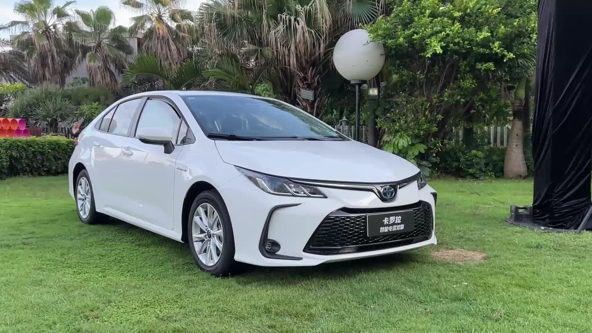 全球最畅销车中期改款静态体验新款卡罗拉