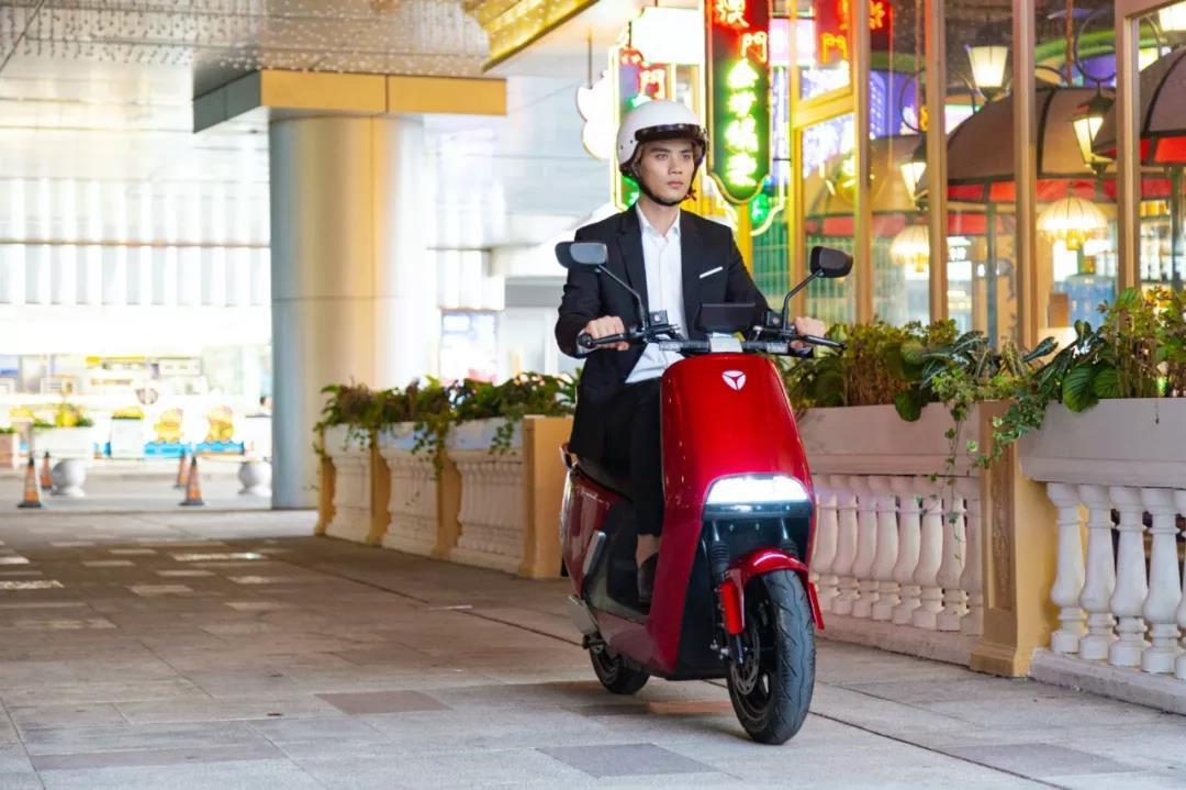 v2-edab0f8b3628ffcfa342647e0292ddca_1440w.jpg?source=172ae18b