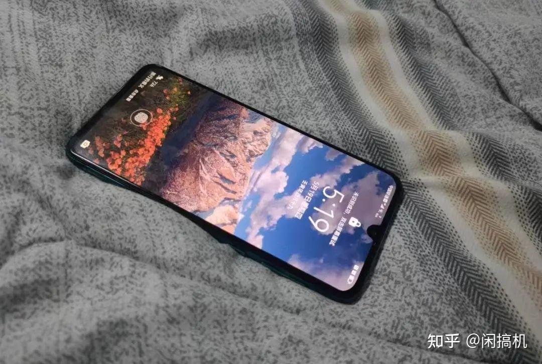 第一部就是华为nova5 pro,作为一款2019年6月发布的机型,它搭载了当时