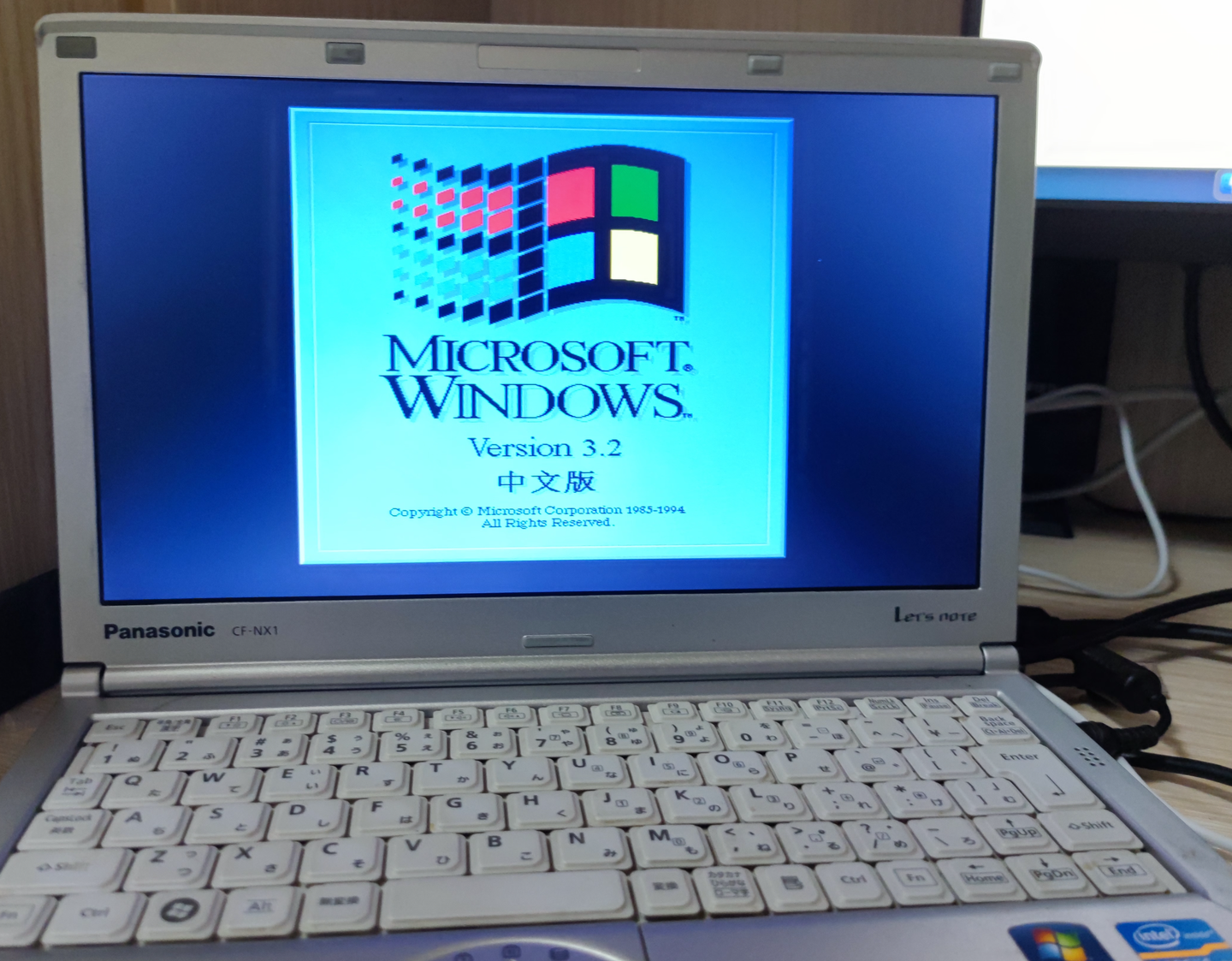 在一台“现代”PC上安装Windows 98(松下CF-NX1) - 知乎
