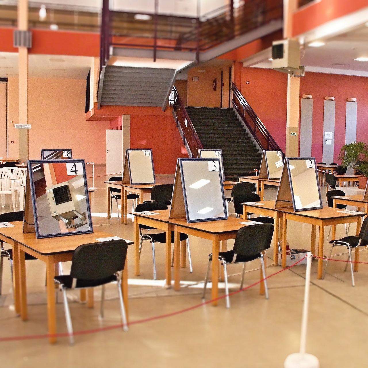 2. 地面平整度检查