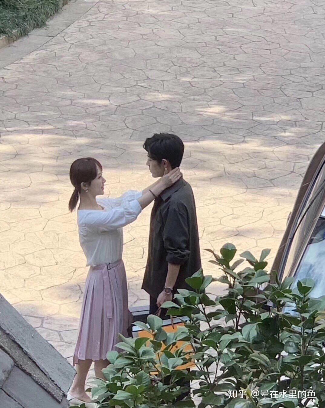 如何看待诛仙1中加了原著没有的肖战和孟美岐的吻戏