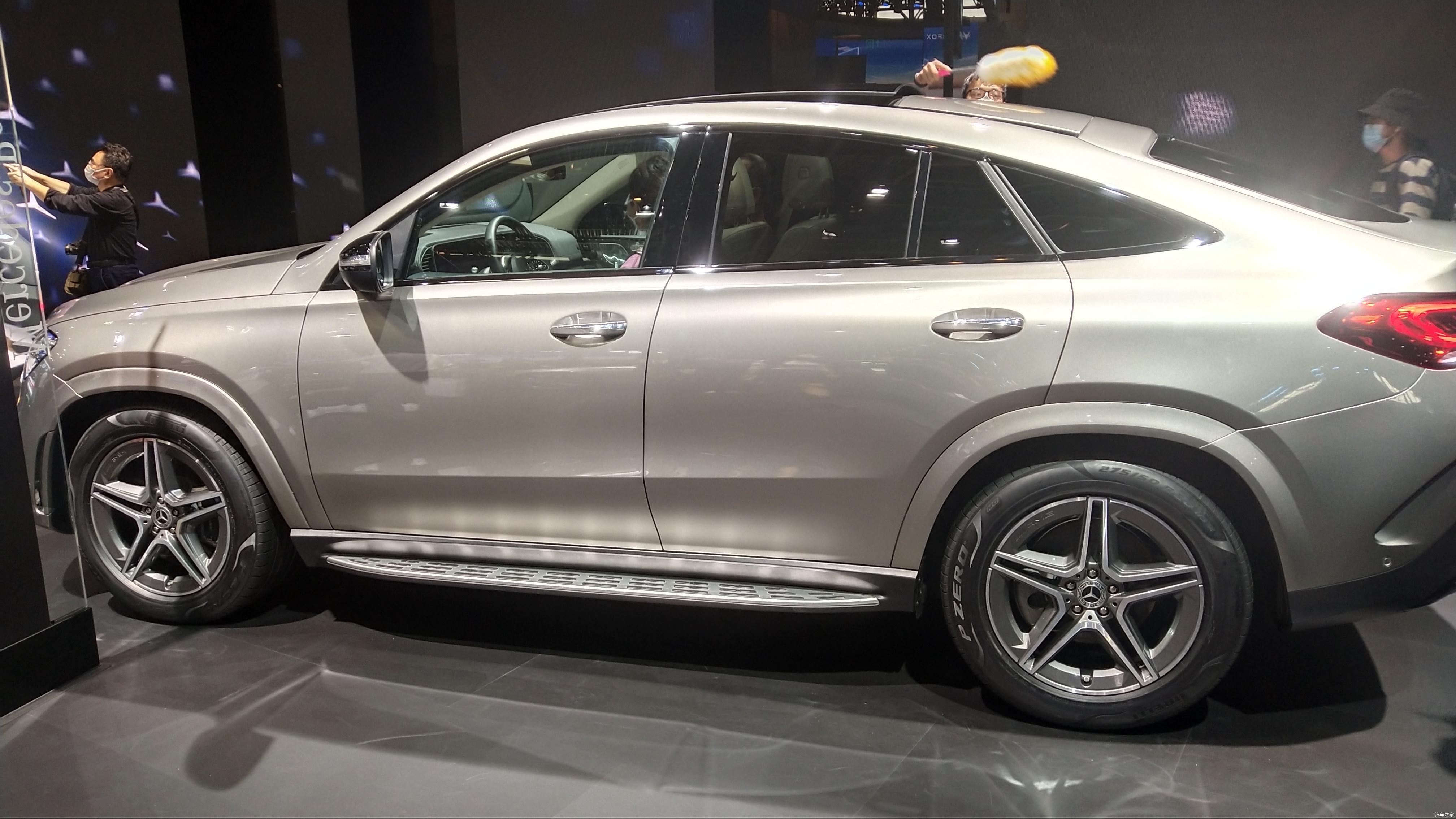 全新奔驰glecoupe亮相北京车展实车很运动