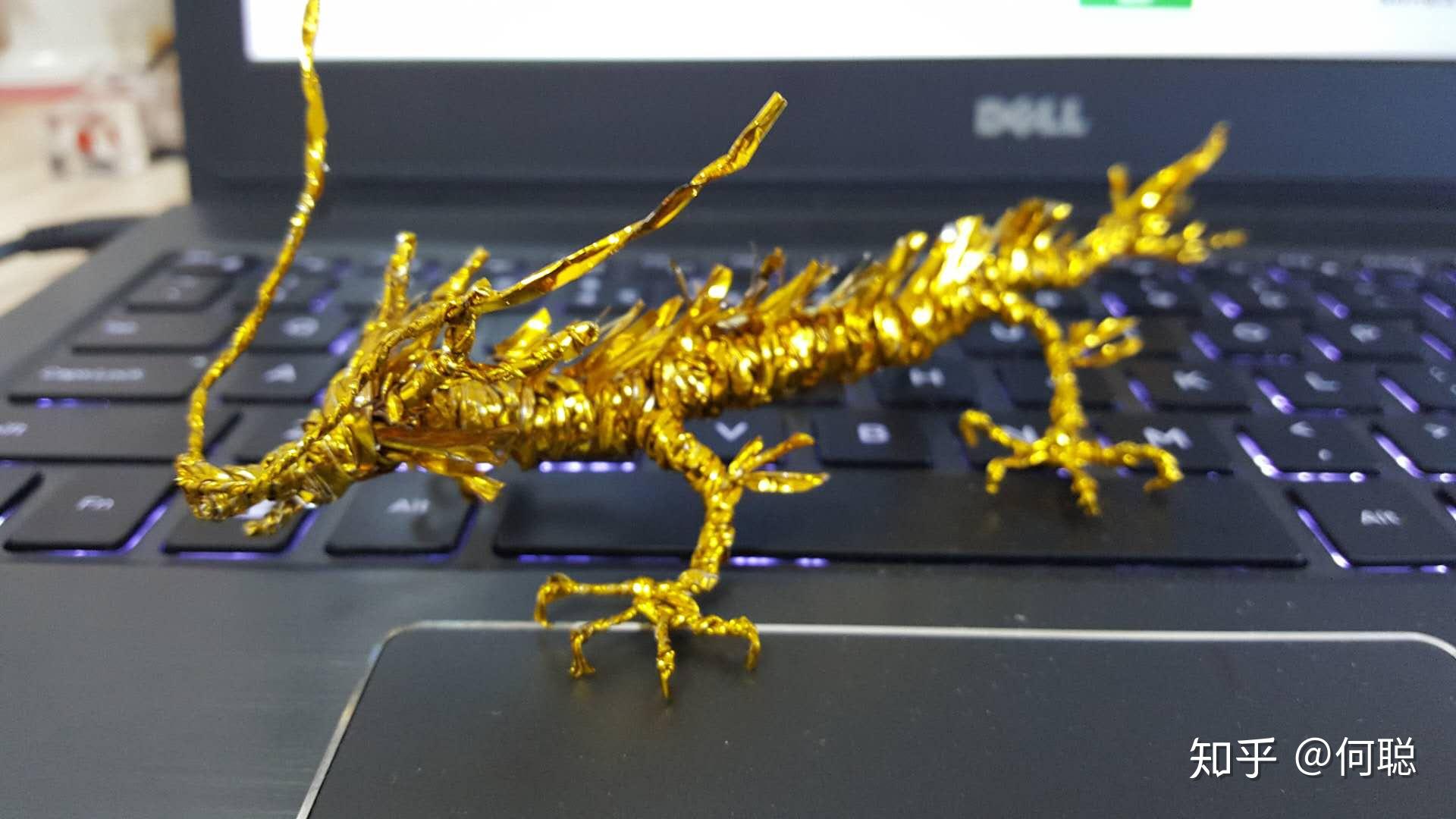 何聪铁丝动物园中国龙