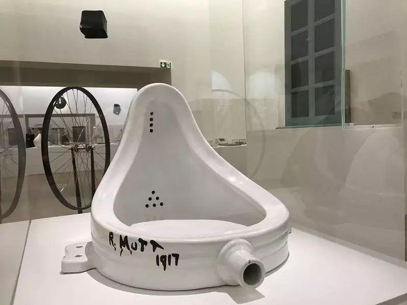 马塞尔·杜尚《喷泉》现藏于蓬皮杜艺术中心马歇尔·雷斯—— martial