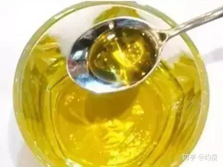 减肥期间食用油排行榜 v2-ee5eeafb914240d349198355a1fc3de4_r.jpg