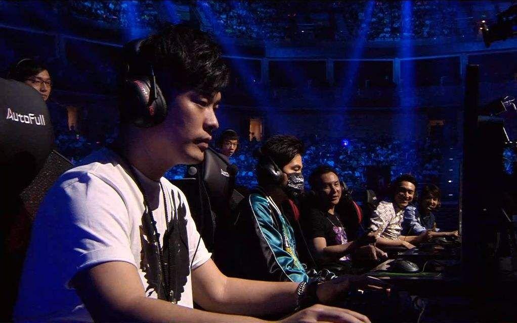 周杰伦林俊杰音乐完整版 v2-ee5f0e25aad0f913358e52094257bc40_r.jpg