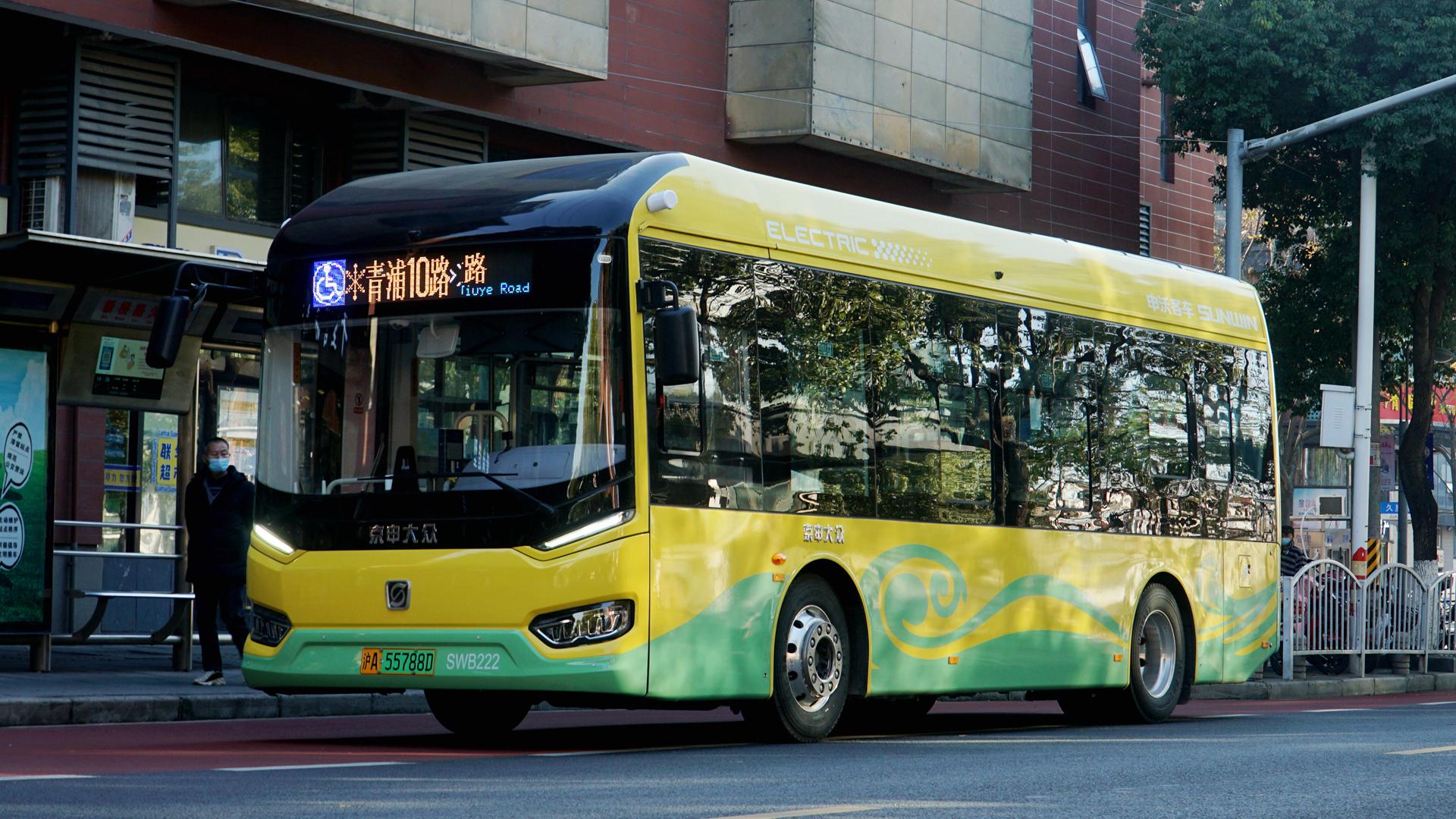 客运-申沃swb6109ev17g(红色特别涂装)只有1230路这一条线路的公司